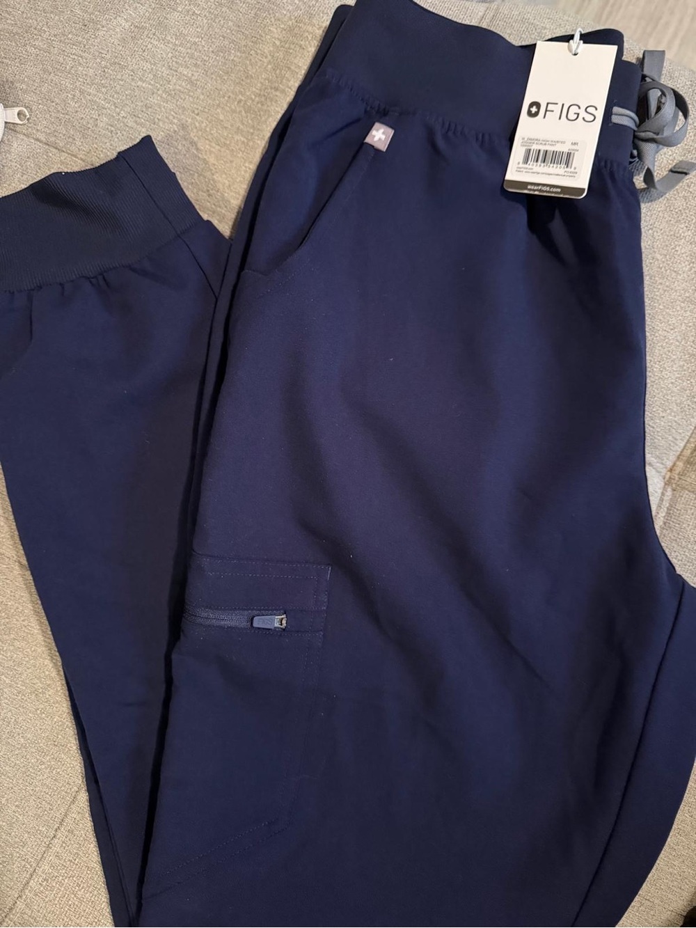 NWT! FIGS navy blue NAVY Zamora high waisted jogger scrub pant Medium Regular